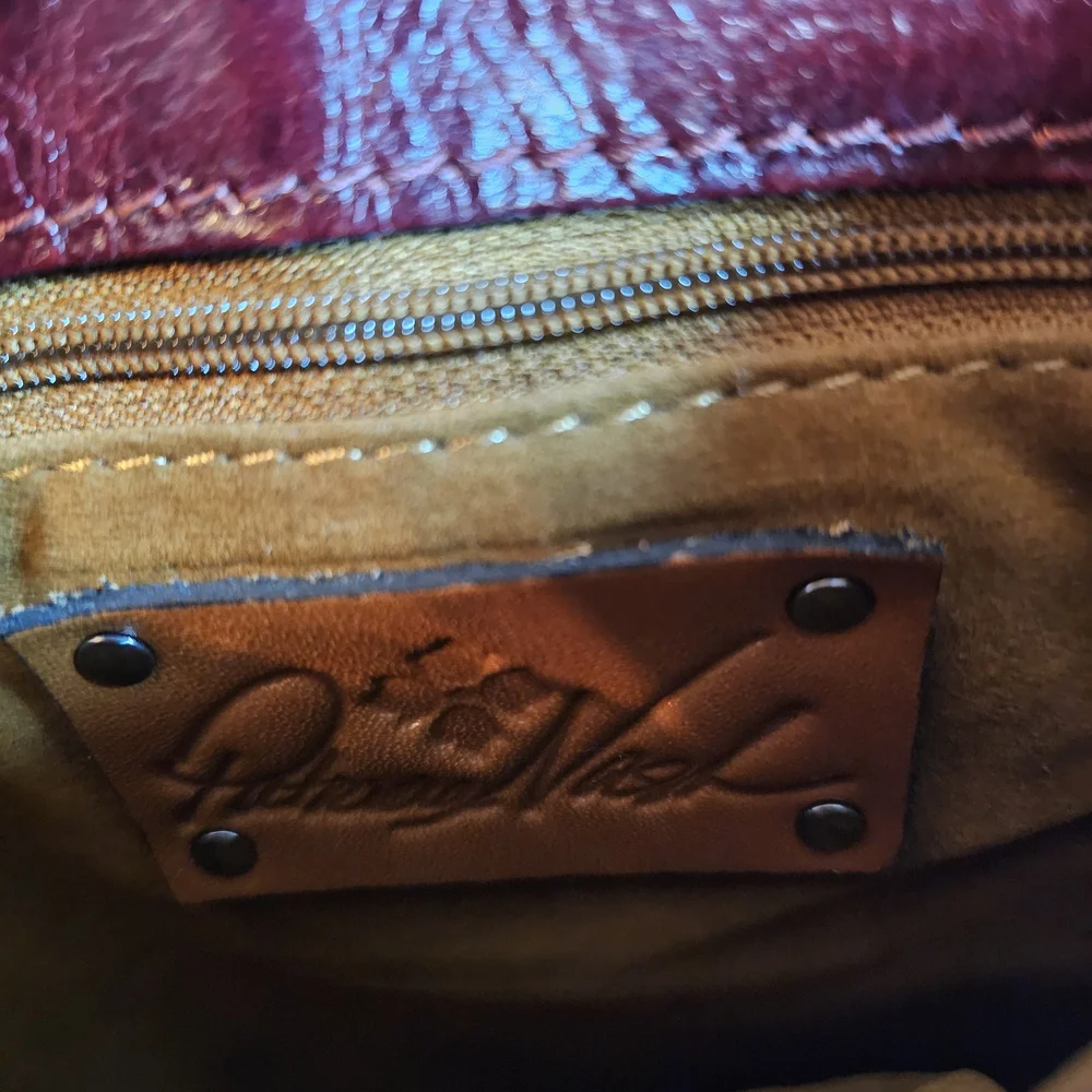 Patricia Nash Cascina Leather Crossbody Bag - Picture 11 of 11